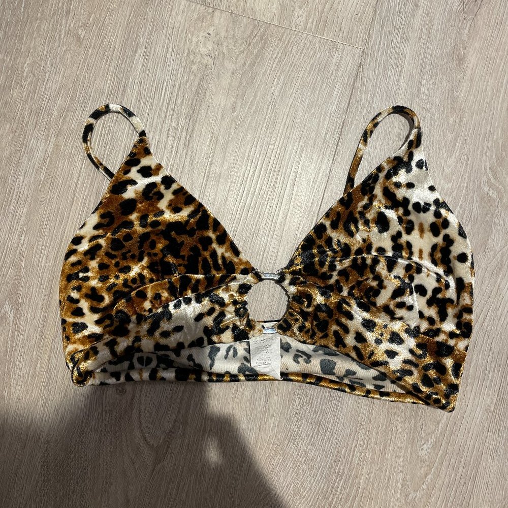 Cheetah Print Top Size M